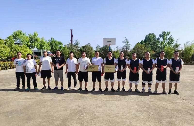 1683702769984885.jpg 宝能米兰官方网站-米兰milan(中国)
冠亚军.jpg