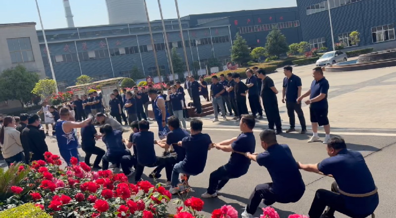 1778053611505372.jpg 拔河.jpg
